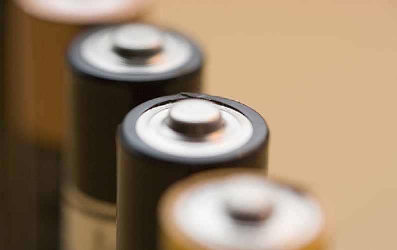 锂离子电池是未来电联技术铸造智能制造趋势